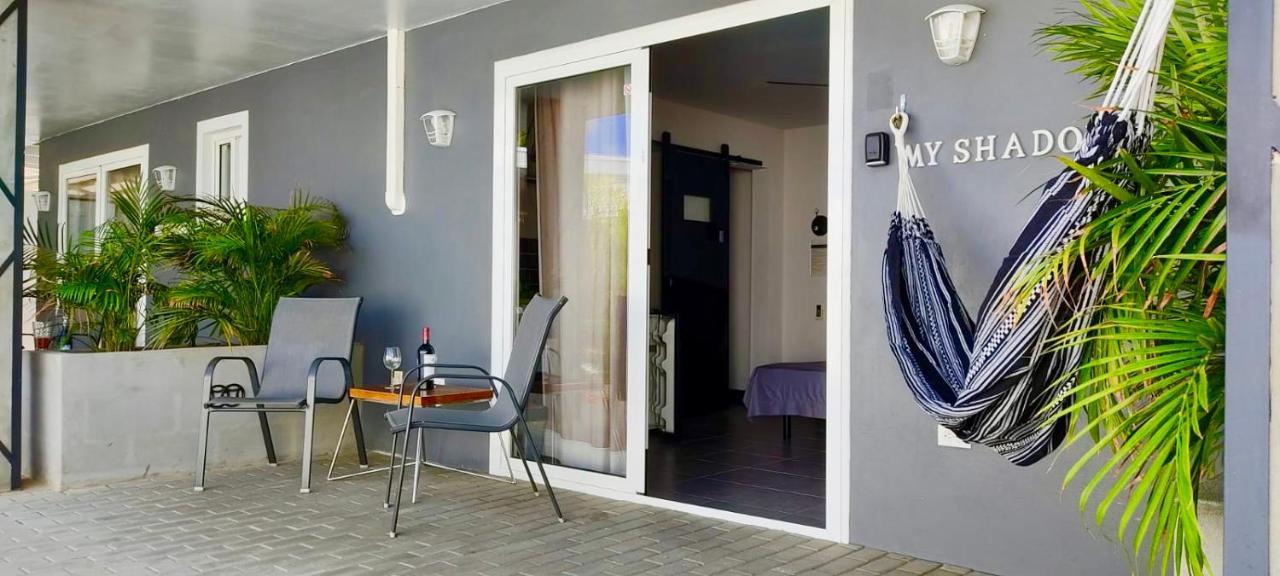 Studios 11and11Aruba Palm Beach Exterior foto