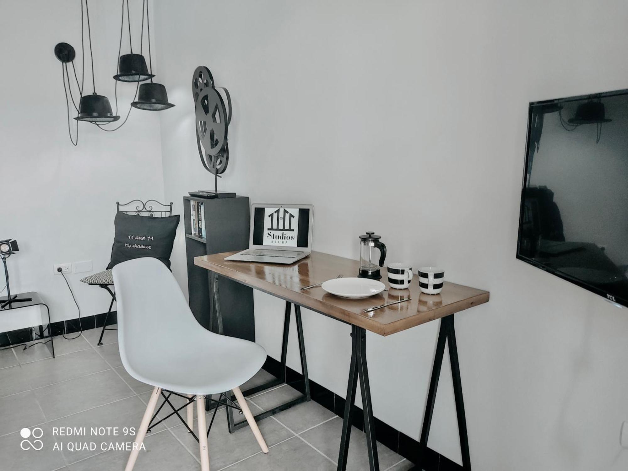 Studios 11and11Aruba Palm Beach Habitación foto